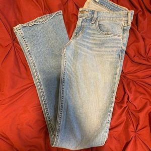 Hollister Size 5L(long) Bootcut Light Denim Jeans